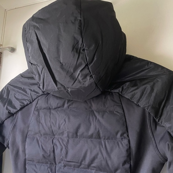 NWT Lululemon down for it all jacket black - Picture 12 of 16